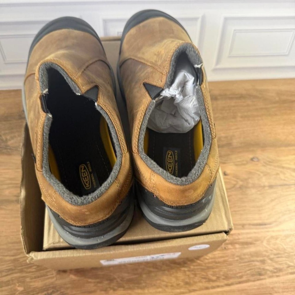 Keen men's Shellback Waterproof Hiking Shoes in US 11.5 - Picture 4 of 6
